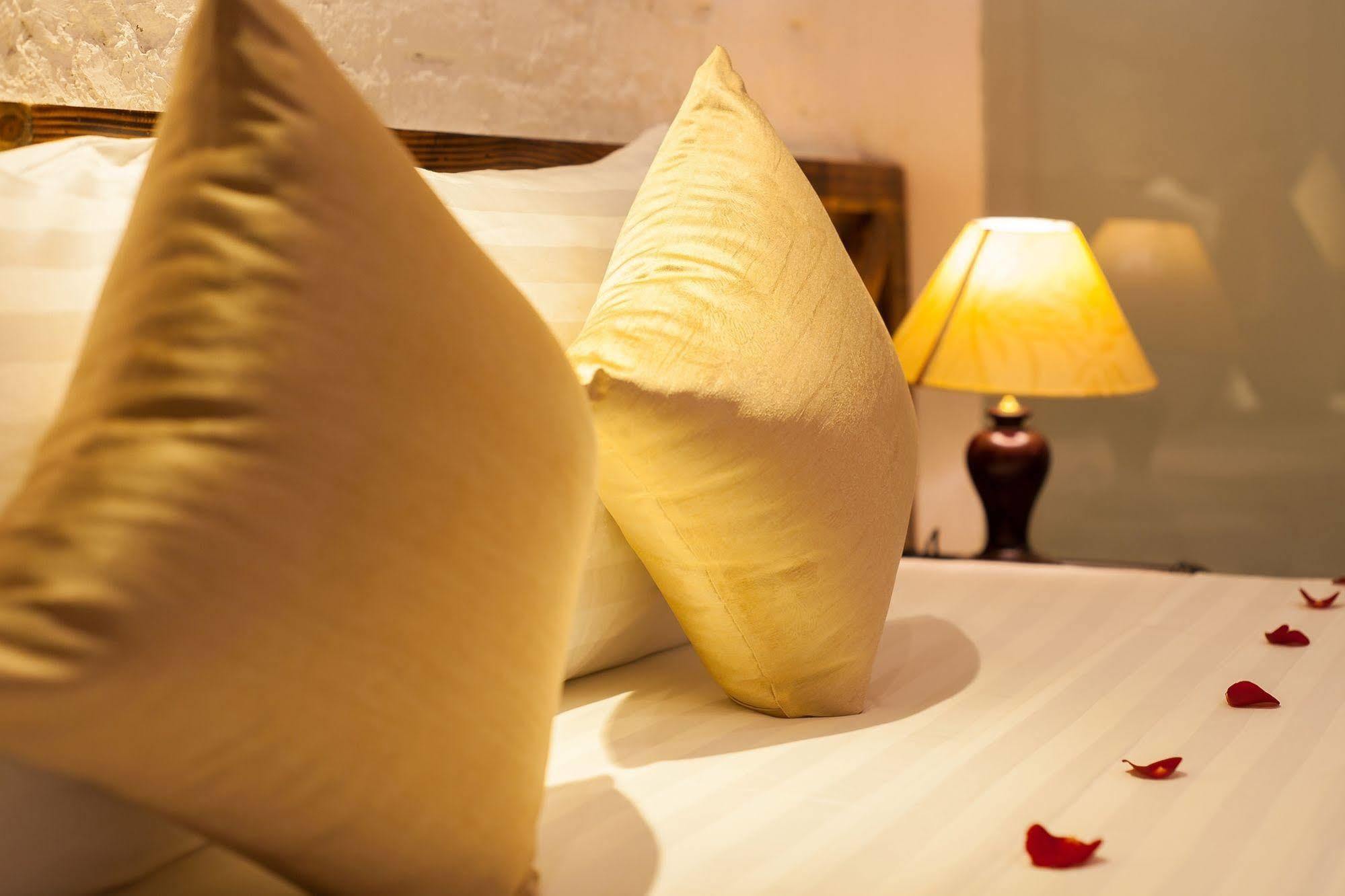 Luxury Backpakers Hotel Hanoi Eksteriør bilde