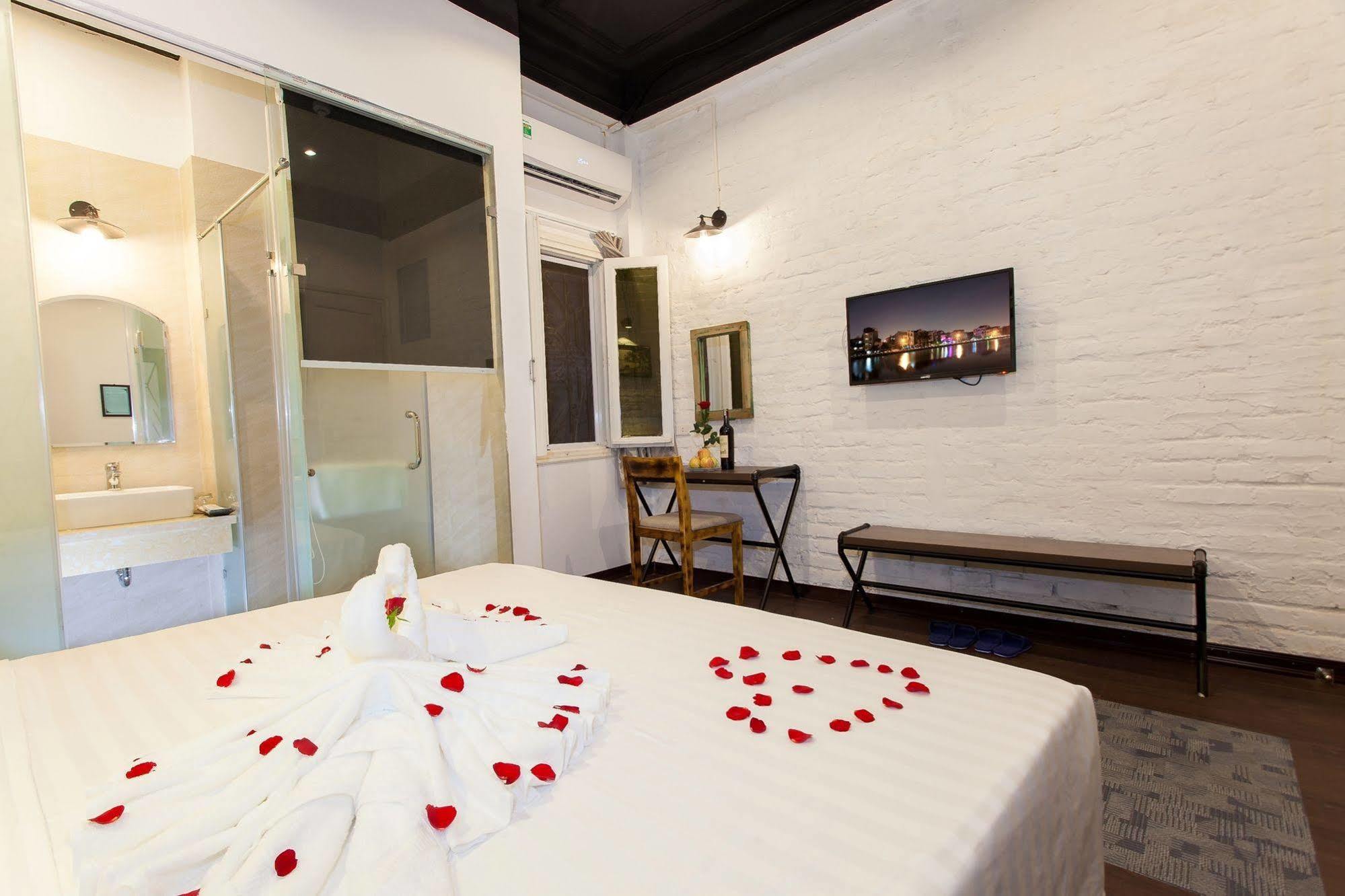 Luxury Backpakers Hotel Hanoi Eksteriør bilde