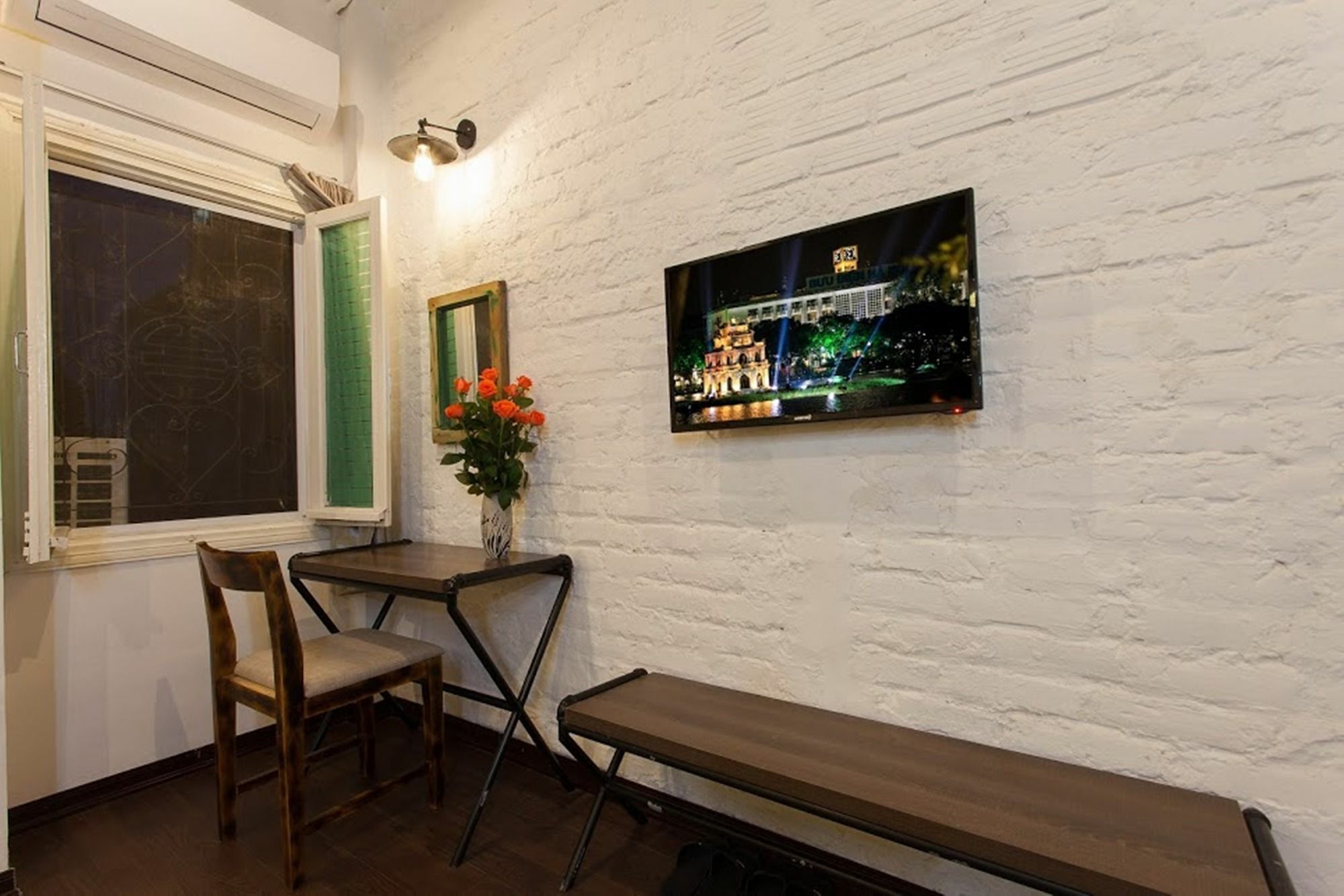 Luxury Backpakers Hotel Hanoi Eksteriør bilde